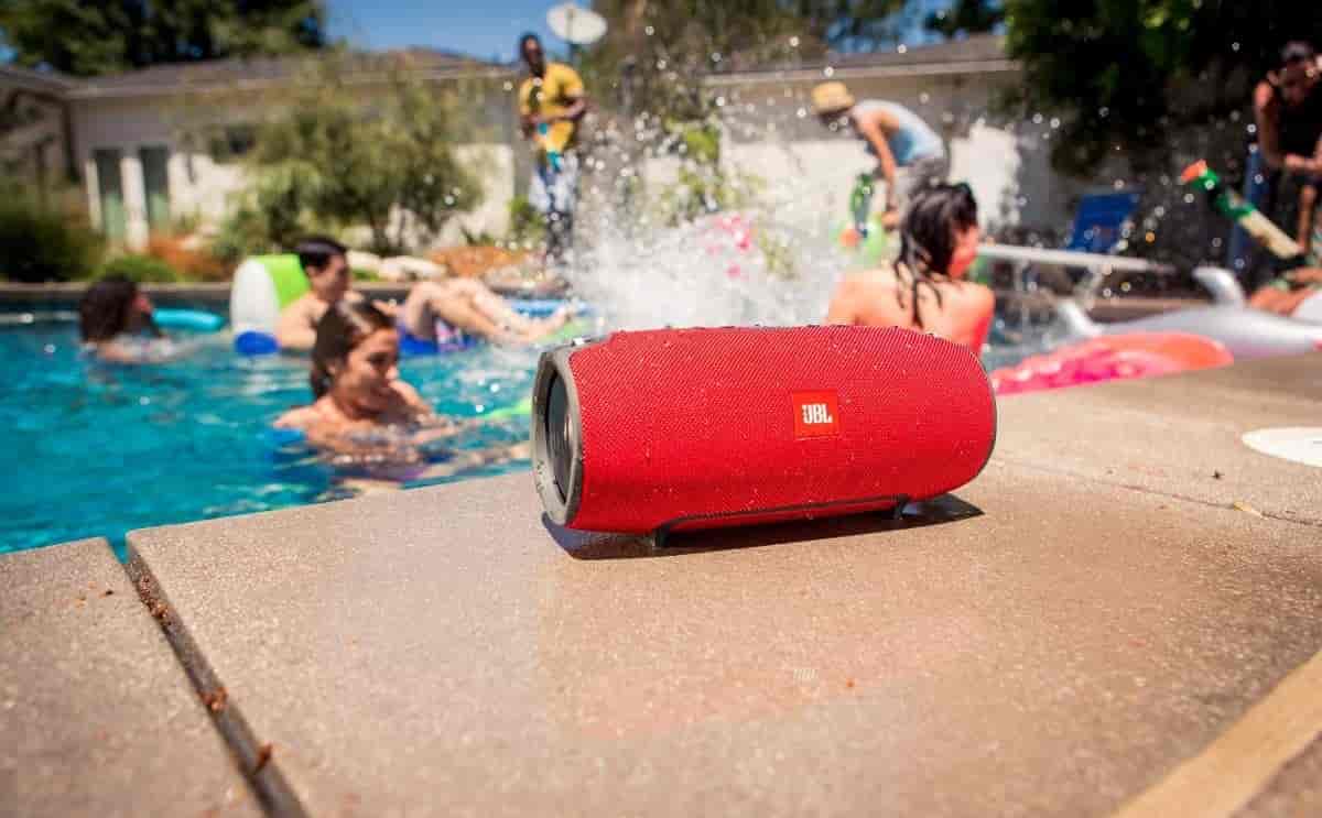 9 Ideias de Decoração para Área Externa com Piscina 2020