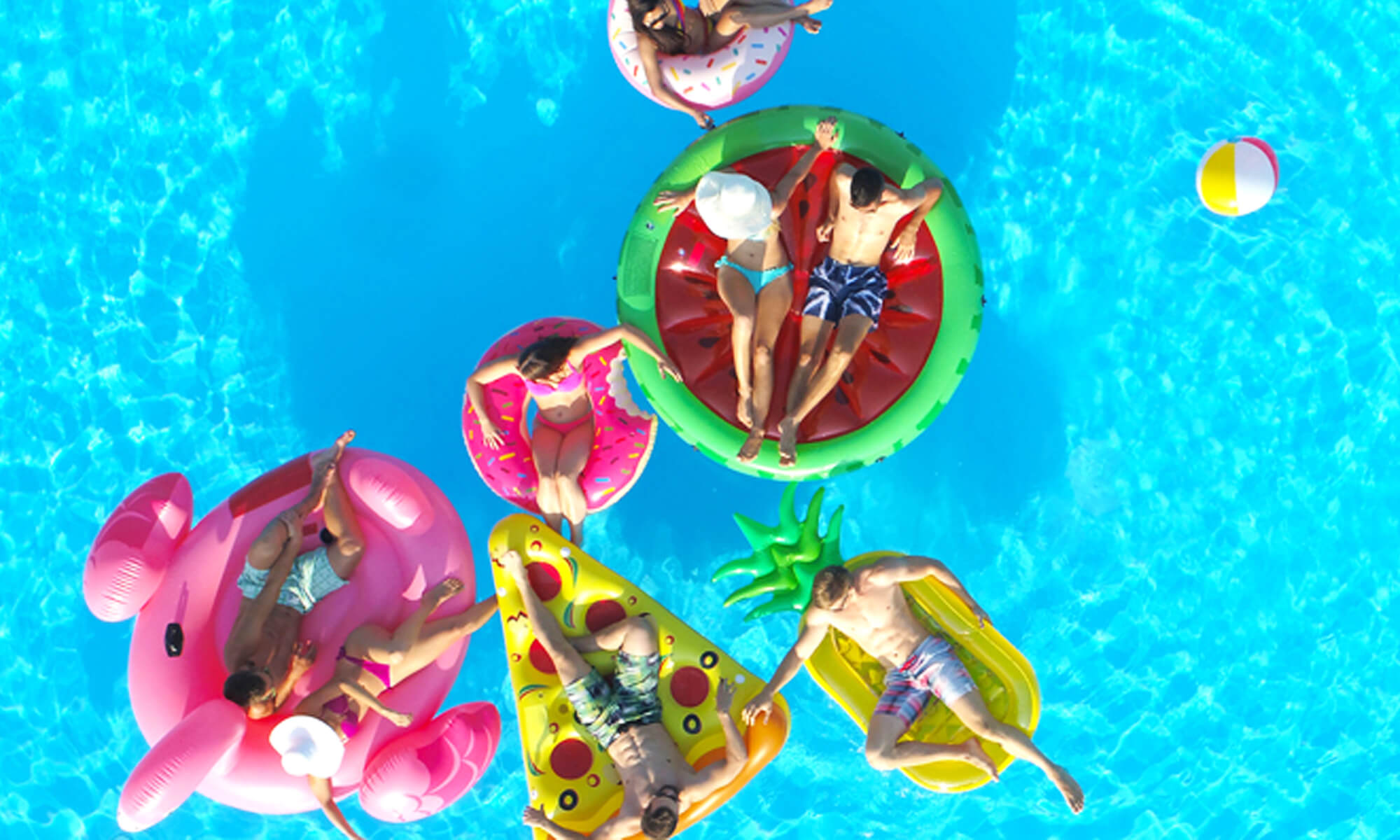 9 Ideias de Decoração para Área Externa com Piscina 2020