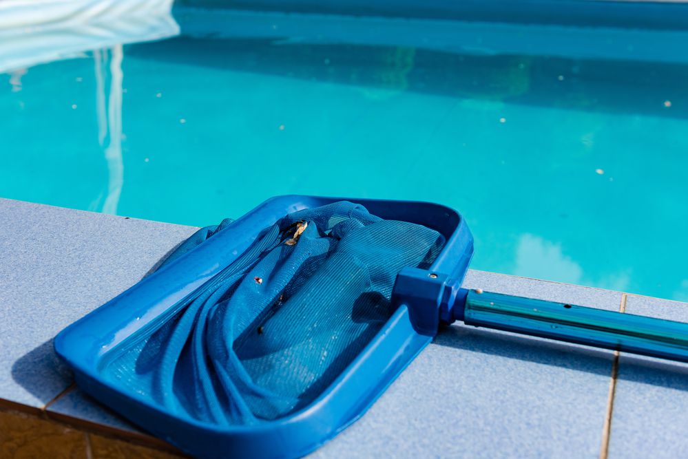 Limpeza e Manutenção de Piscinas no Jardim Guedala - SP, Limpeza e Manutenção de Piscinas no Jardim Guedala - SP